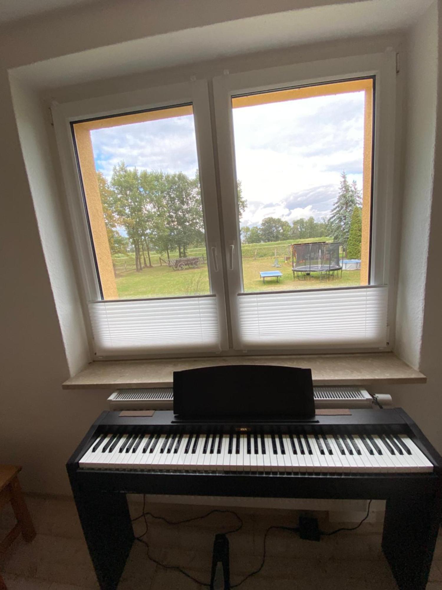 Gelbes Haus Seenland Ferienwohnungen Xl Elsterheide Extérieur photo